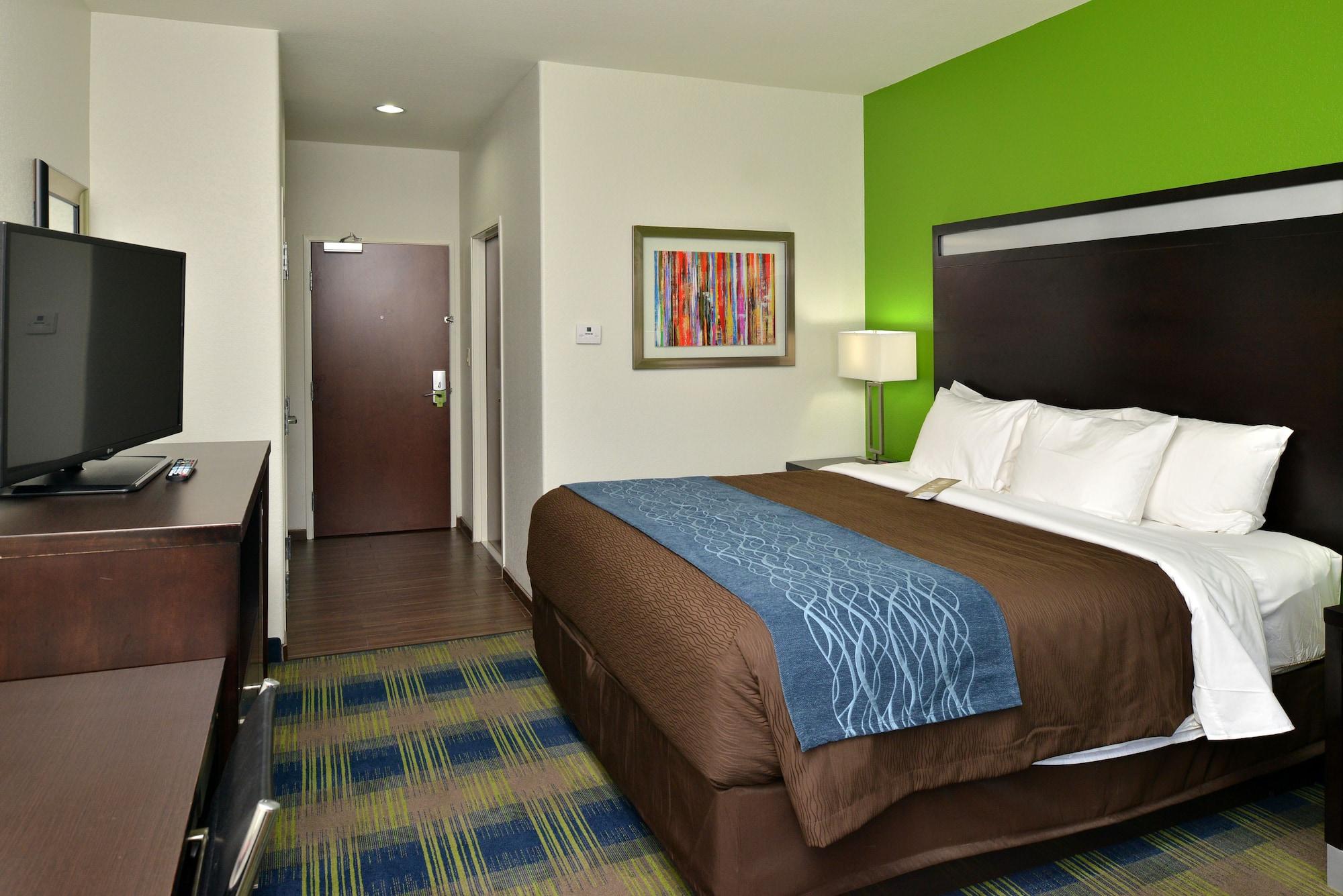 Comfort Inn & Suites Victoria North Exterior photo